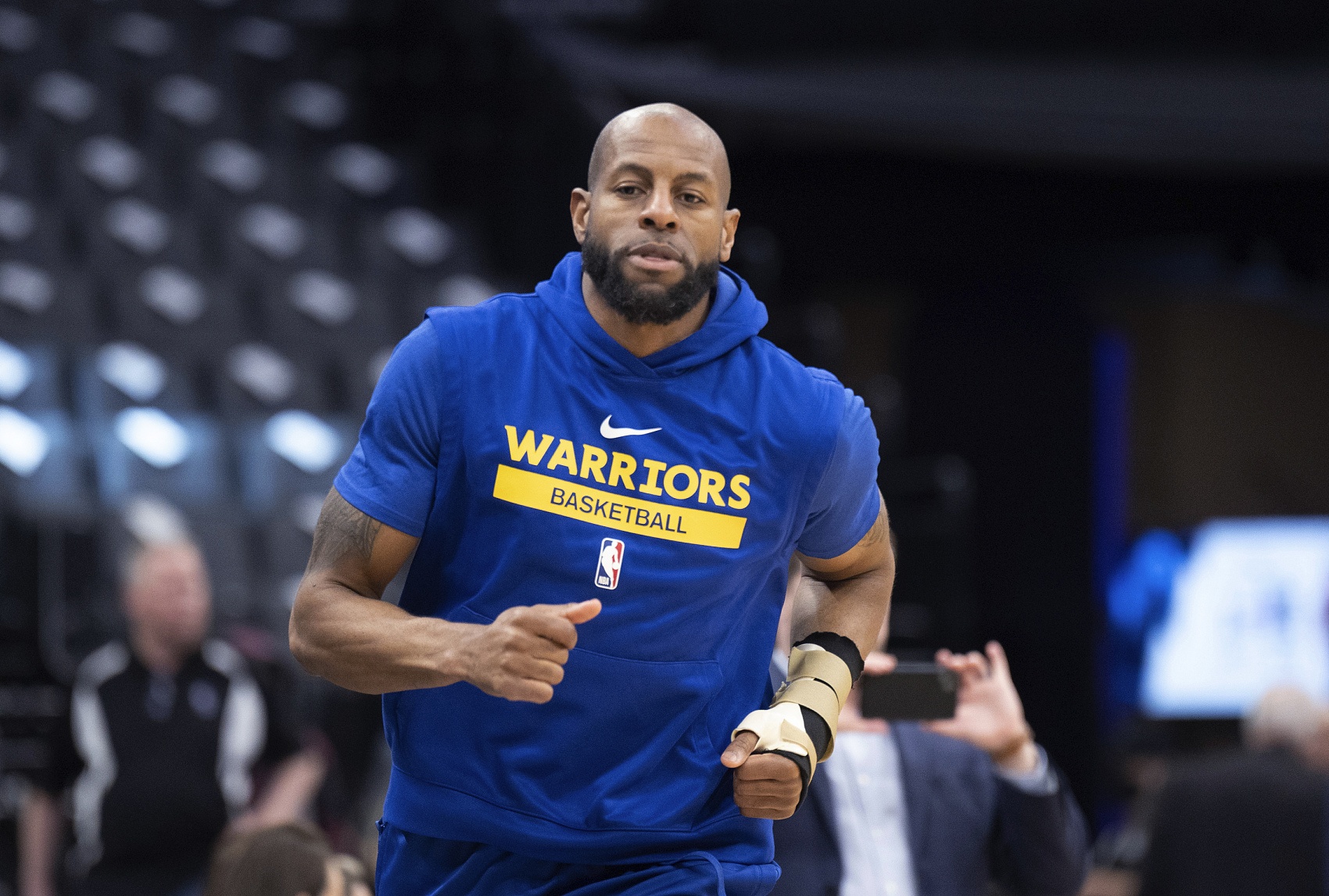 nba在线直播免费观看马刺尼克斯在线看