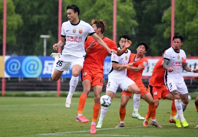 张琳芃头槌刘祝润爆射 海港2-1险胜赛更达晋级