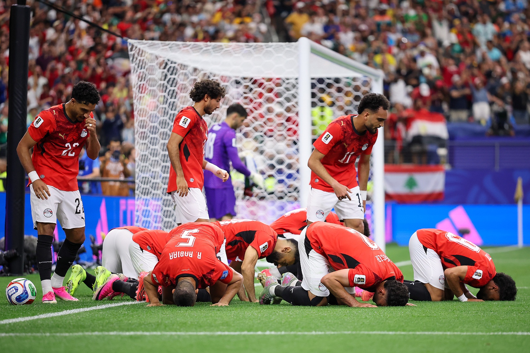 世界杯1/16决赛：埃及1-1澳大利亚 哈尼乌龙救主 双方进入加时