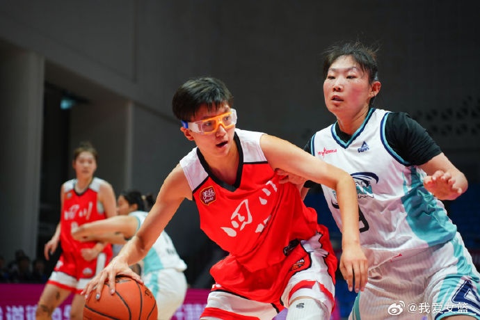 四川六连胜领跑积分榜 江苏力克河南焦点战
