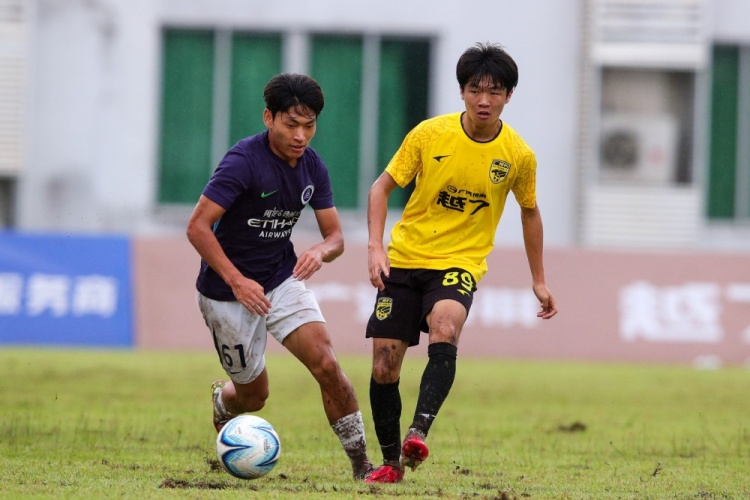 刘志鹏点射救主 深圳新鹏城U20客场1-1平广东广州豹U20 刘志鹏点射救主 深圳新鹏城U20客场1-1平广东广州豹U20