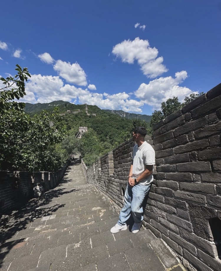 马德鲁加游长城:不愧为世界七大奇迹之一 马德鲁加游长城:不愧为世界七大奇迹之一