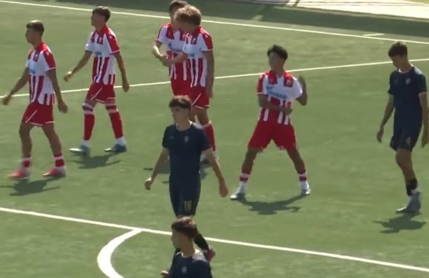红星U19热身赛9-0，万项半场1球2助攻