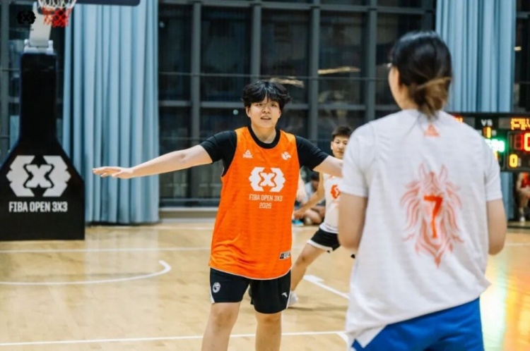FIBA Open 3×3准格尔旗站战罢 锐芒队20:16力克大个儿联盟夺冠